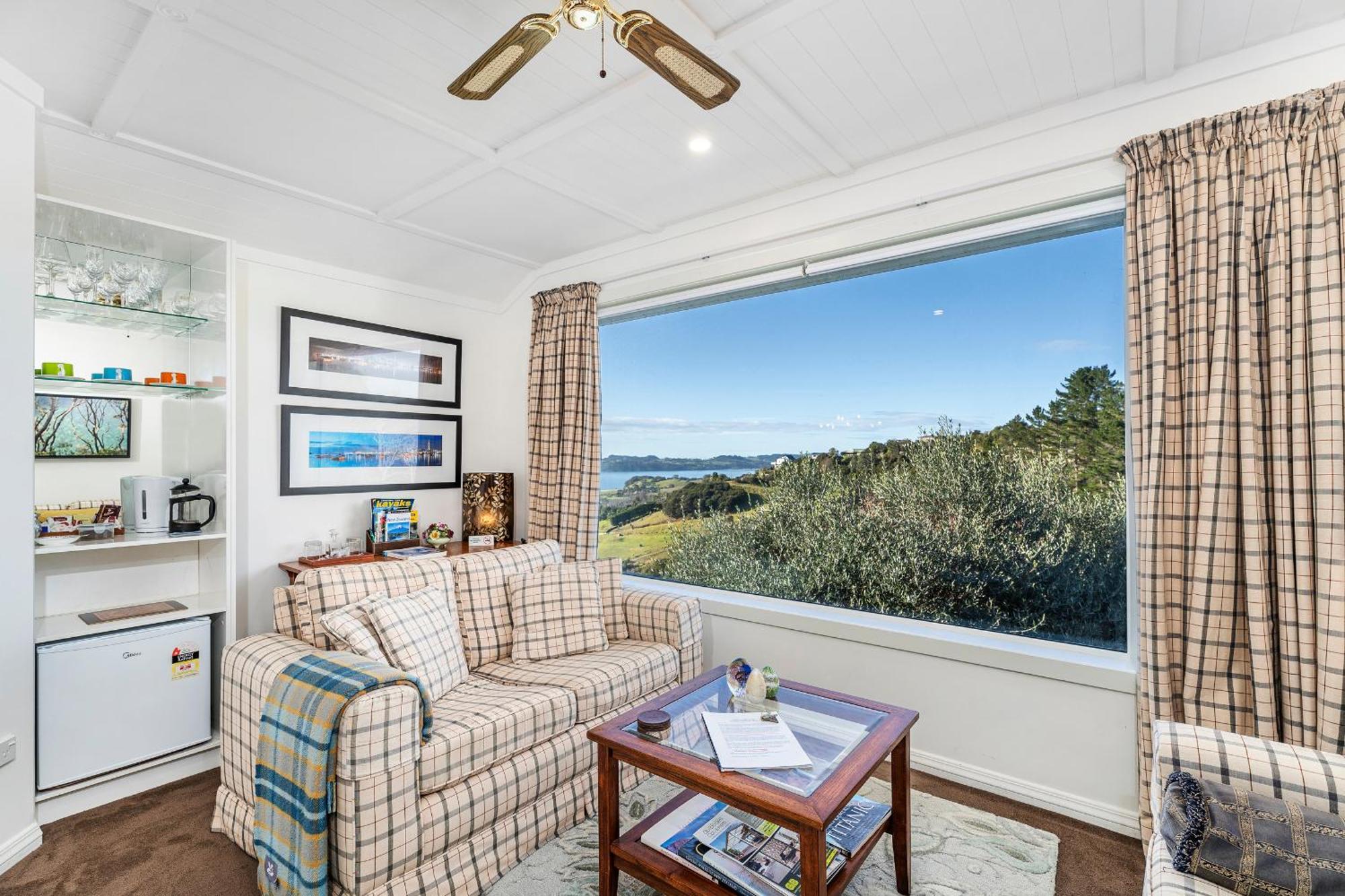 Bayview Valley Lodge Bed & Breakfast Whitianga Zewnętrze zdjęcie